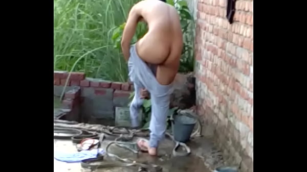 Indian Gay Bathing Nude With Big Butts